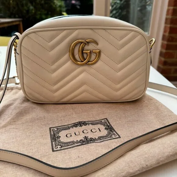 Gucci GG Marmont Small Shoulder Bag - Picture 6 of 10